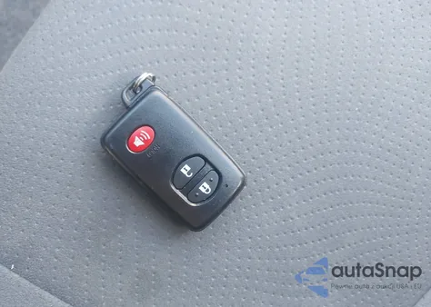 2013 Toyota Prius Two из США, поврежденный, VIN JTDKN3DU8D5548068